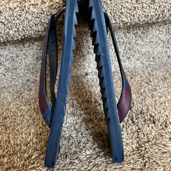 Louis Vuitton Men\'s Navy Molitor Leather Thong Flip Flops main image 10